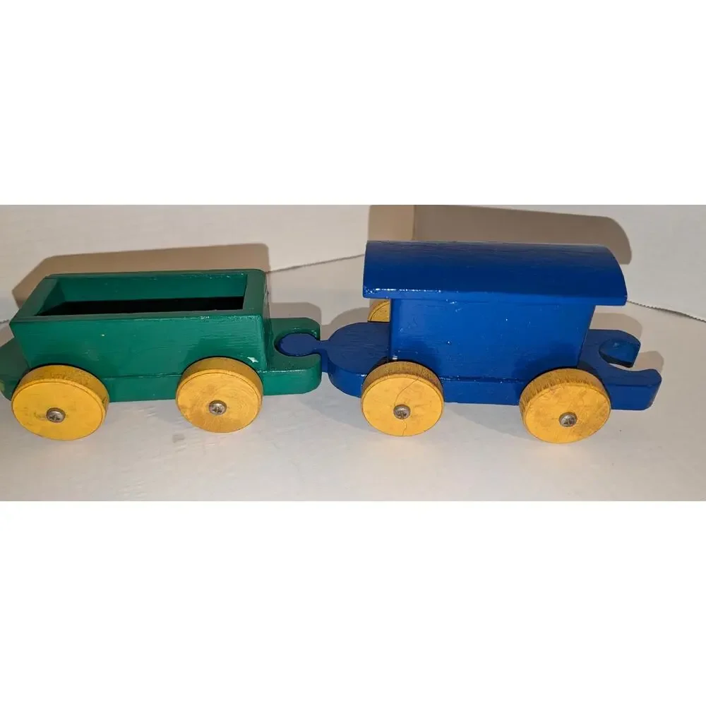 Vintage Interlocking Wooden Handcrafted Train Engine 4 Cars Toy Rare